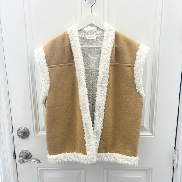 Tuckernuck Hyacinth House Tan Shearling Crosby Vest L - Picture 11 of 13